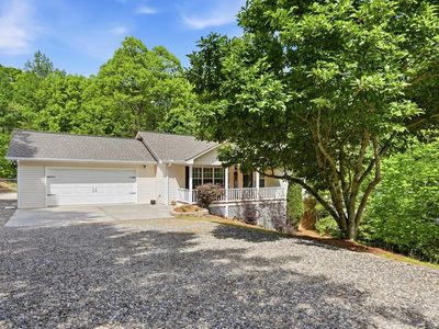 Property at 7616 Highland Oaks Dr, Young Harris, GA