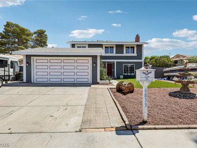6833 High Bluff Way