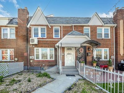 Property at 114-58 198th St, Saint Albans, NY