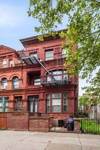 236 Hancock St