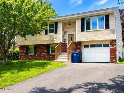 23 McDonald Drive