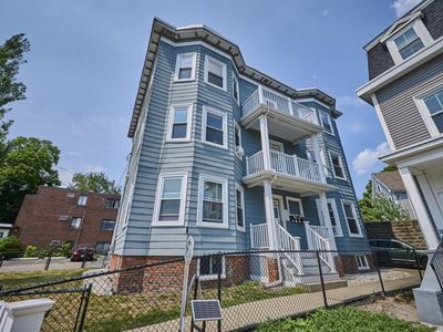 757 Somerville Ave