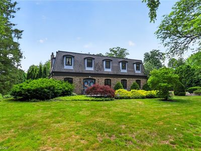 3875 Fairway Dr