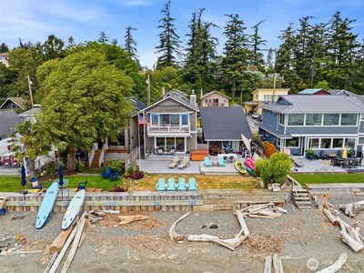 868 + 872 Juniper Pointe Lane