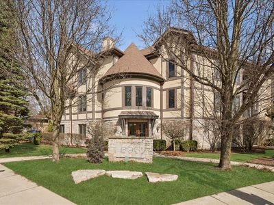 695 Roger Williams Ave Unit 301