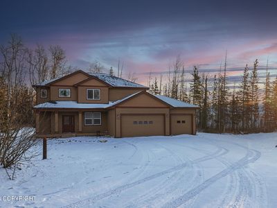 Property at 7996 E Sterling Cir, Palmer, AK