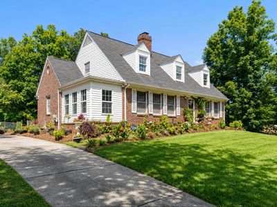 636 Yellowstone Dr