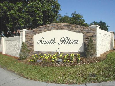 331 SW South River Dr APT 204