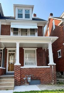 609 Seneca St