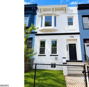 114 Peabody Pl