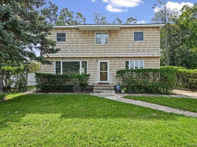 132 Commonwealth Drive