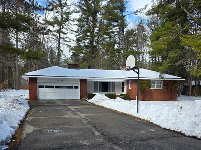 4900 Helen Dr