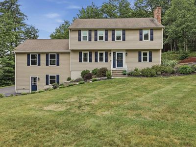 17 Windsor Boulevard