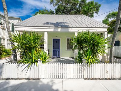 709 Olivia St
