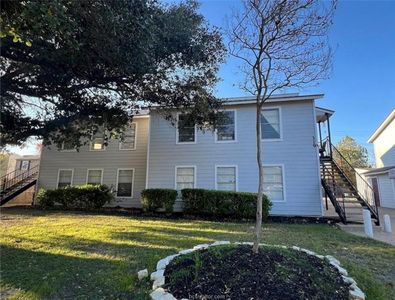 319 Manuel Dr #A-b
