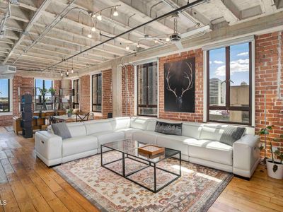 114 W Adams St UNIT 808