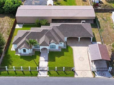 5003 Labrador Dr