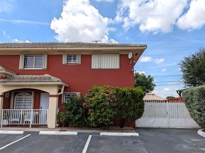11005 W Okeechobee Rd Unit 102