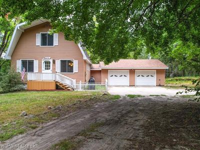 2231 Lake Station Ave