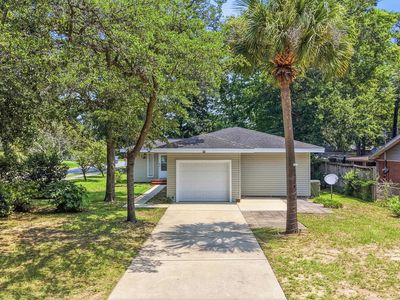 524 Maple Dr.