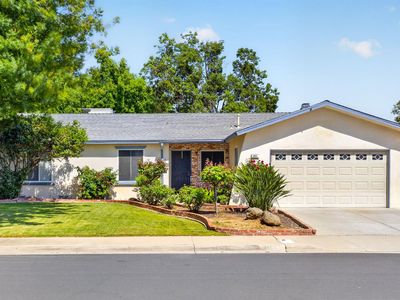 1091 Stanford Ave
