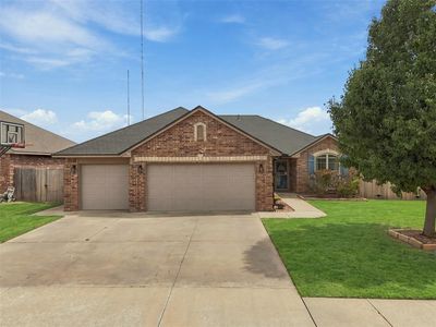 3312 Marilyn Dr