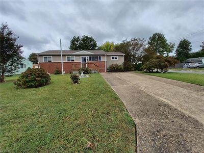 153 Waverly Dr