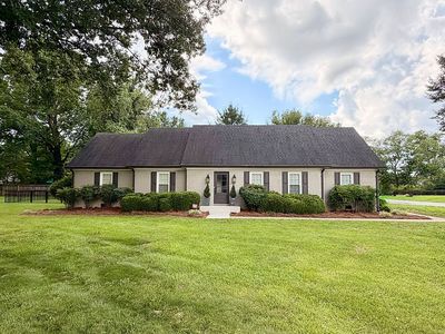 813 Villa Ct