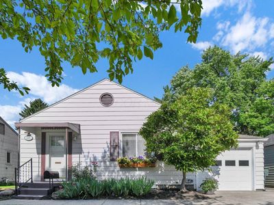 239 S Kellner Rd