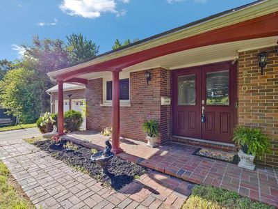 210 E Main St
