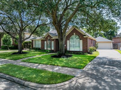 22507 Wildwood Grove Dr