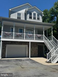 3632 Bay Dr