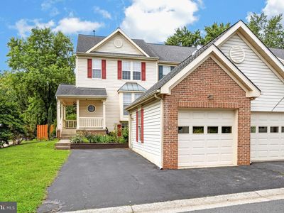 2 Winter Garden Ct