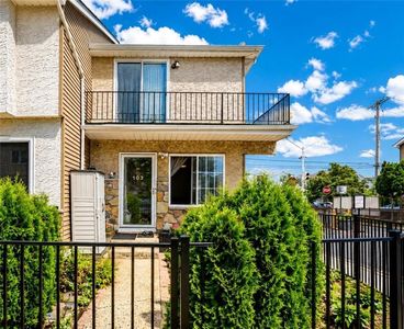 103 Skyline Dr