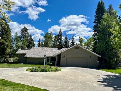 204 Ramona Ln