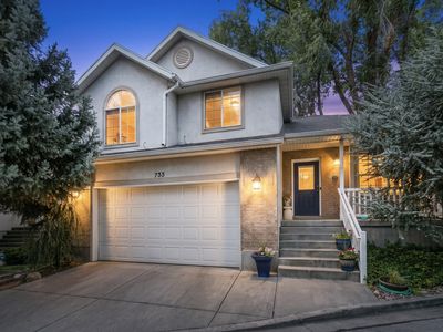 733 E Millcreek Park Cir