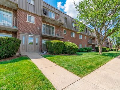 586 Fairway View Dr APT 2C