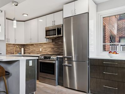 215 Adams St APT 12E