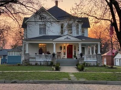 Property at 815 S Highland Ave, Chanute, KS
