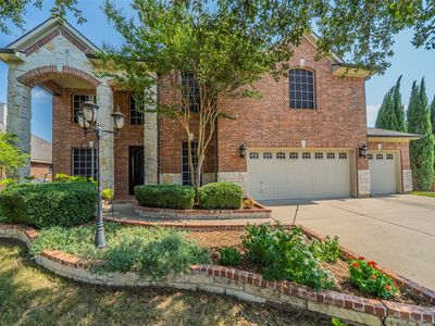 5048 Golden Eagle Dr