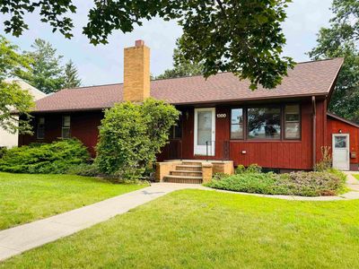 1300 4th Ave SW