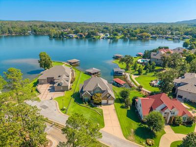 108 Shadow Oak Point