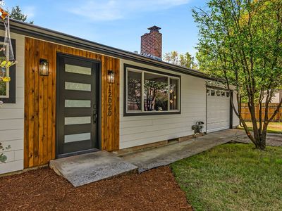 Property at 12020 SW 95th Ave, Tigard, OR