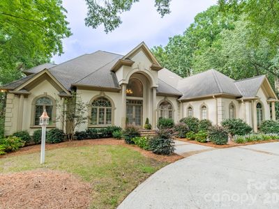 4732 Old Course Dr