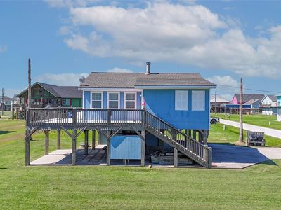 Property at 951 Clara St, Crystal Beach, TX