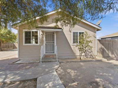 1123 N Rinaldi Street