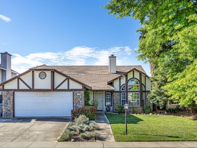 1219 Zinfandel Dr