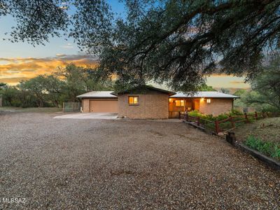 13 Hog Canyon Rd
