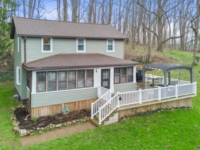123 N Main St