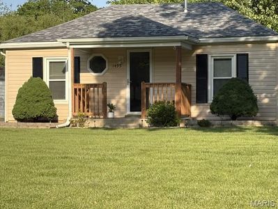 1495 Veterans Dr
